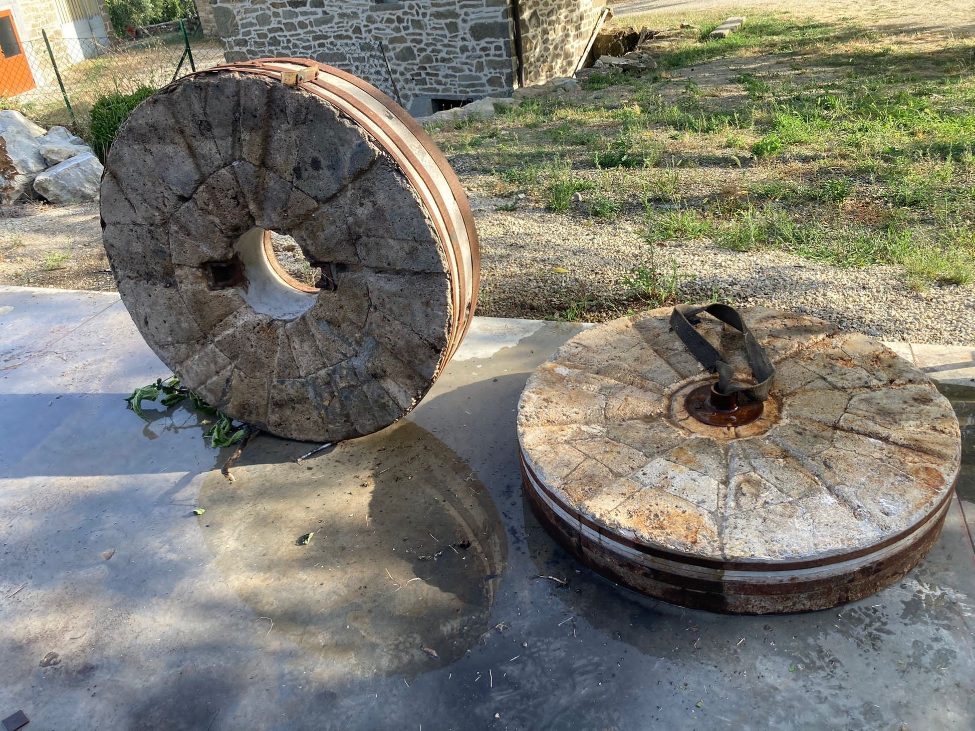 macine in pietra per produrre la farina di castagne